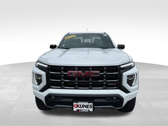 2024 GMC Canyon 4WD AT4