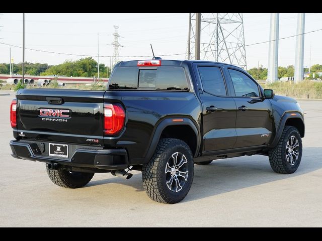 2024 GMC Canyon 4WD AT4