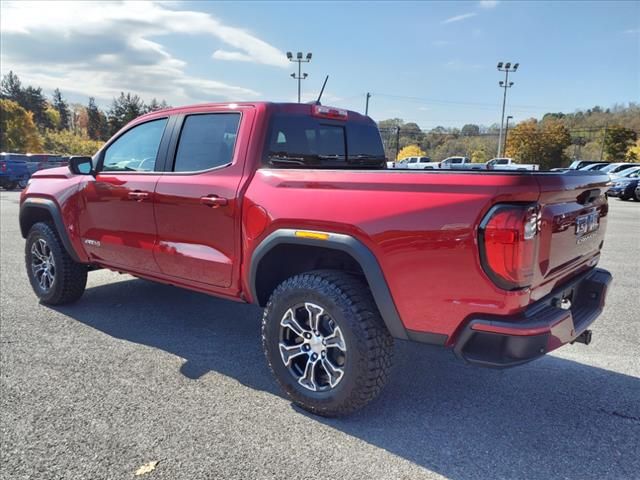 2024 GMC Canyon 4WD AT4