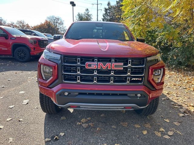 2024 GMC Canyon 4WD AT4