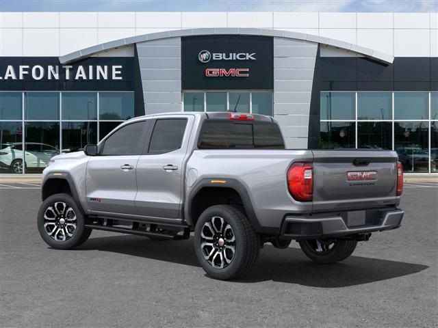 2024 GMC Canyon 4WD AT4