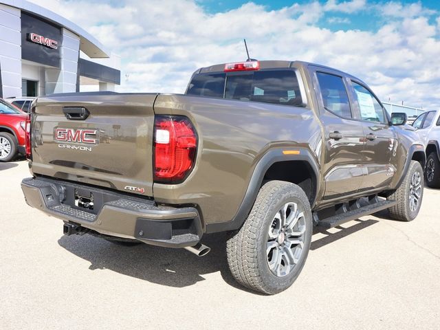 2024 GMC Canyon 4WD AT4