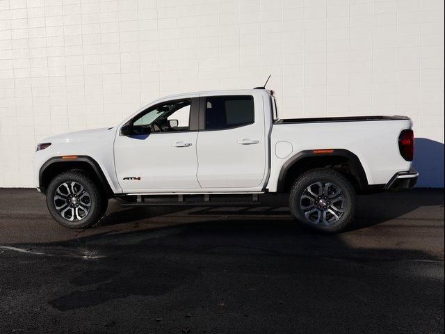 2024 GMC Canyon 4WD AT4