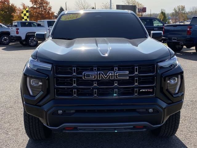 2024 GMC Canyon 4WD AT4