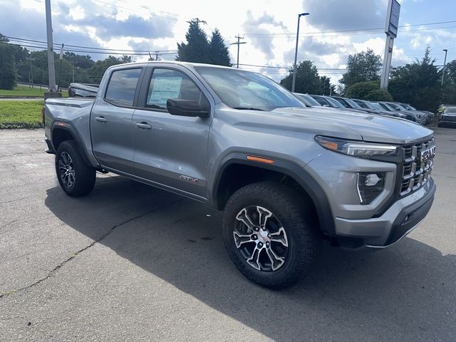 2024 GMC Canyon 4WD AT4