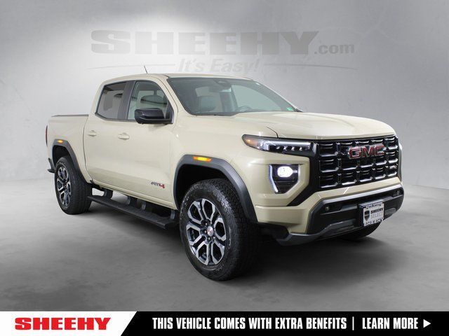 2024 GMC Canyon 4WD AT4