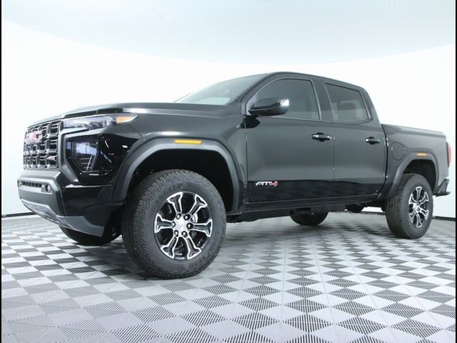 2024 GMC Canyon 4WD AT4