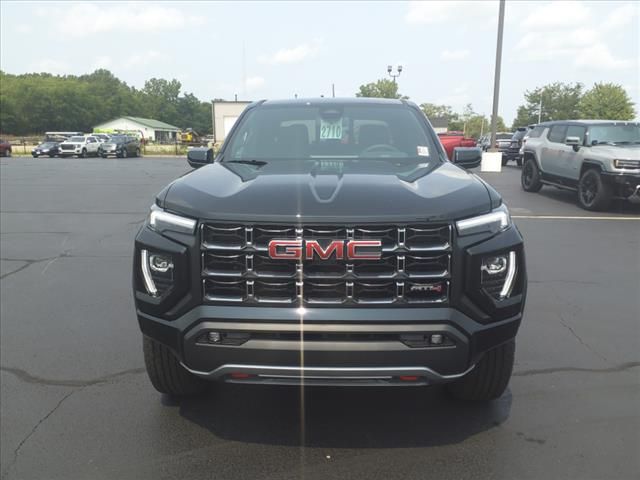 2024 GMC Canyon 4WD AT4