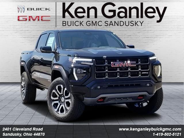 2024 GMC Canyon 4WD AT4