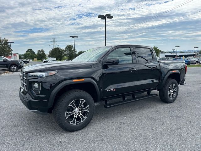 2024 GMC Canyon 4WD AT4