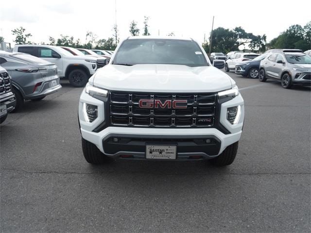 2024 GMC Canyon 4WD AT4