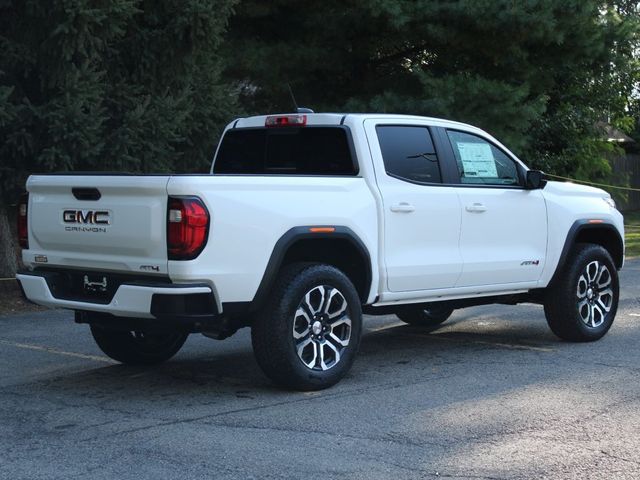 2024 GMC Canyon 4WD AT4