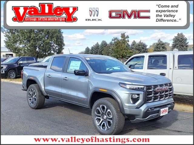 2024 GMC Canyon 4WD AT4