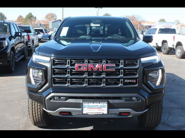 2024 GMC Canyon 4WD AT4