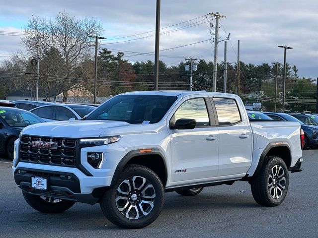 2024 GMC Canyon 4WD AT4