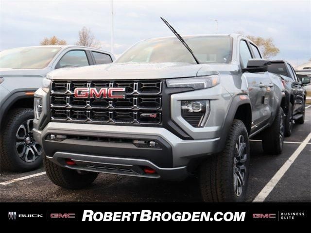 2024 GMC Canyon 4WD AT4