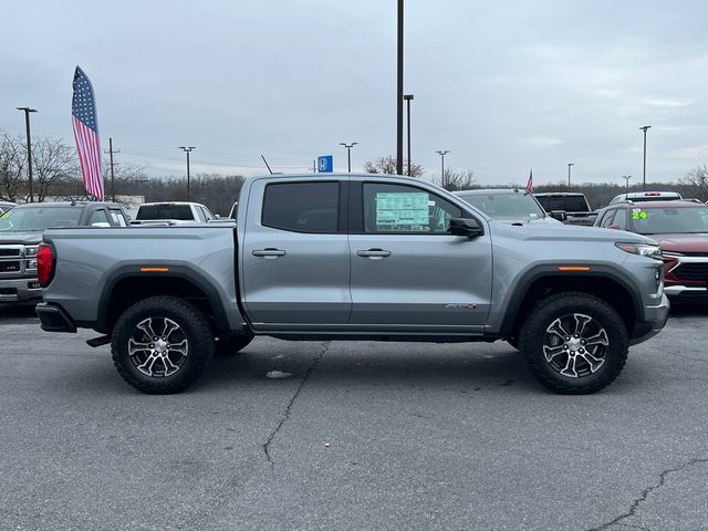 2024 GMC Canyon 4WD AT4