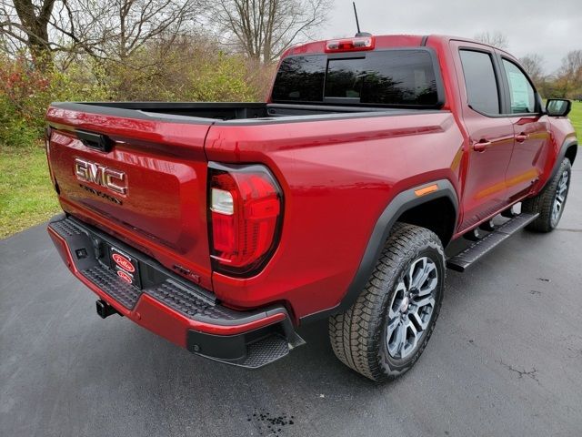 2024 GMC Canyon 4WD AT4