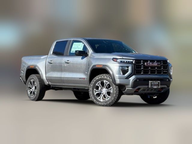 2024 GMC Canyon 4WD AT4