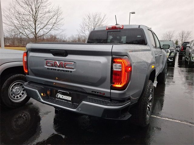 2024 GMC Canyon 4WD AT4