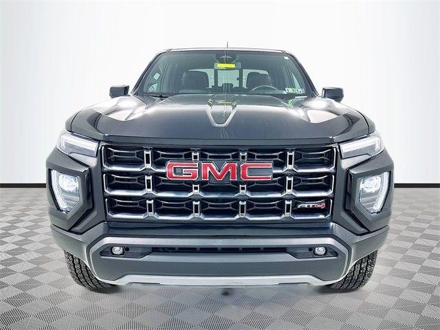 2024 GMC Canyon 4WD AT4