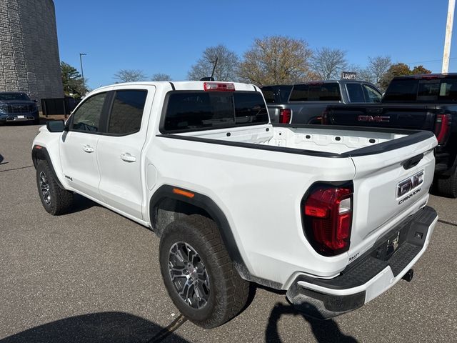 2024 GMC Canyon 4WD AT4