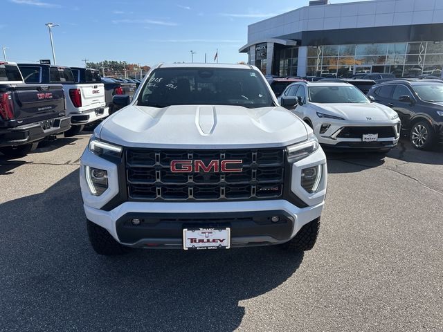 2024 GMC Canyon 4WD AT4