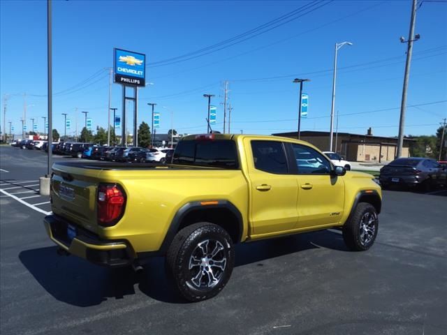 2024 GMC Canyon 4WD AT4