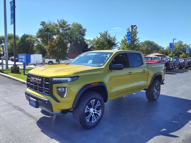 2024 GMC Canyon 4WD AT4