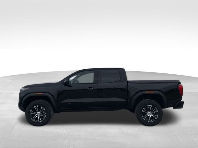 2024 GMC Canyon 4WD AT4