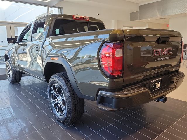 2024 GMC Canyon 4WD AT4