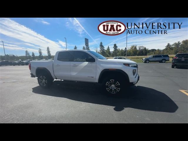 2024 GMC Canyon 4WD AT4