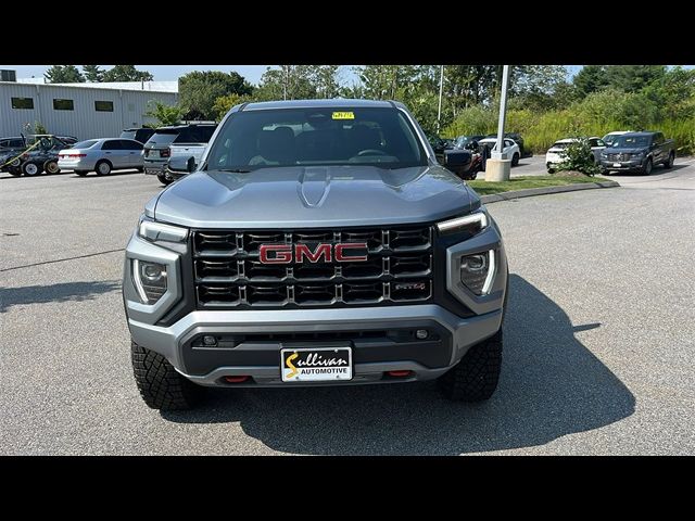 2024 GMC Canyon 4WD AT4