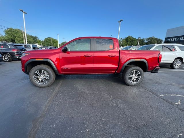 2024 GMC Canyon 4WD AT4