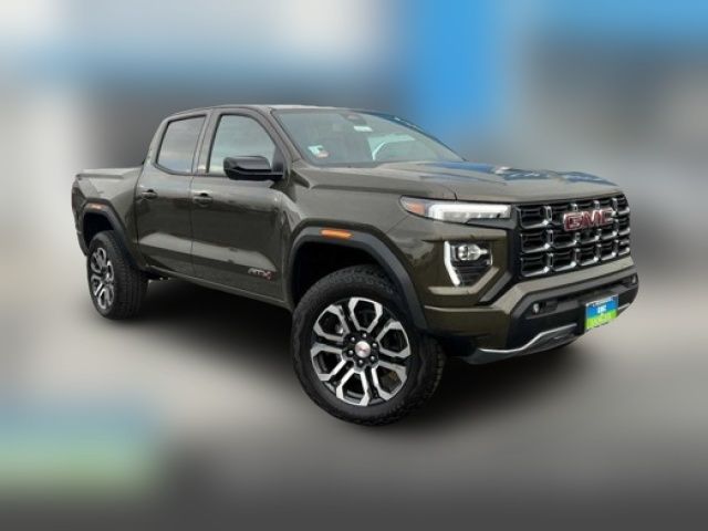 2024 GMC Canyon 4WD AT4