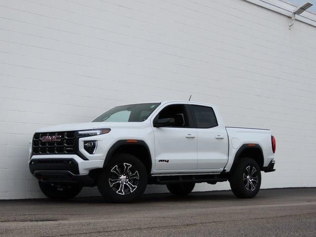 2024 GMC Canyon 4WD AT4