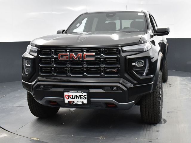 2024 GMC Canyon 4WD AT4