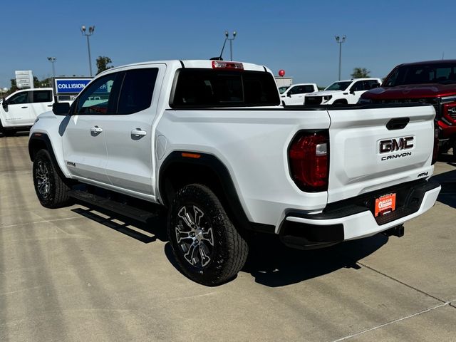 2024 GMC Canyon 4WD AT4