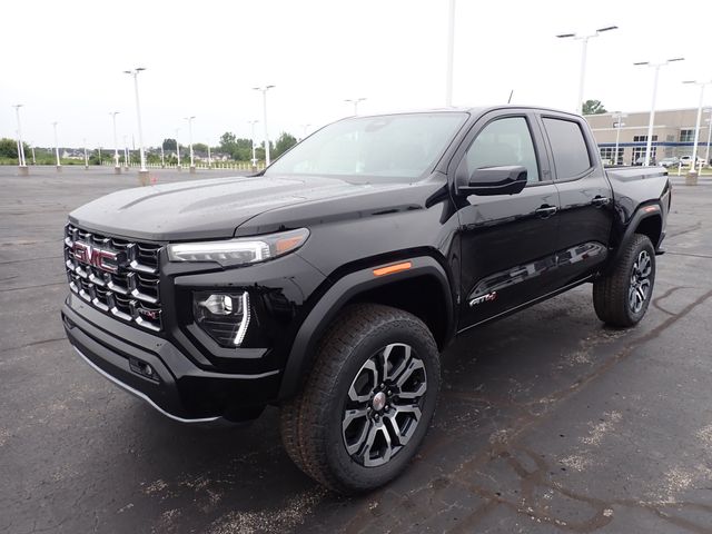 2024 GMC Canyon 4WD AT4