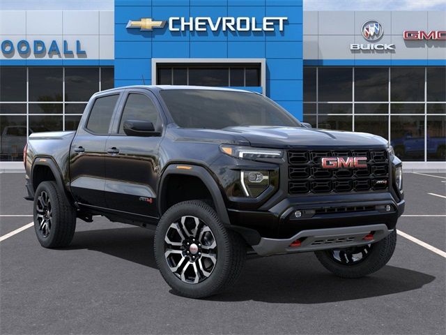 2024 GMC Canyon 4WD AT4