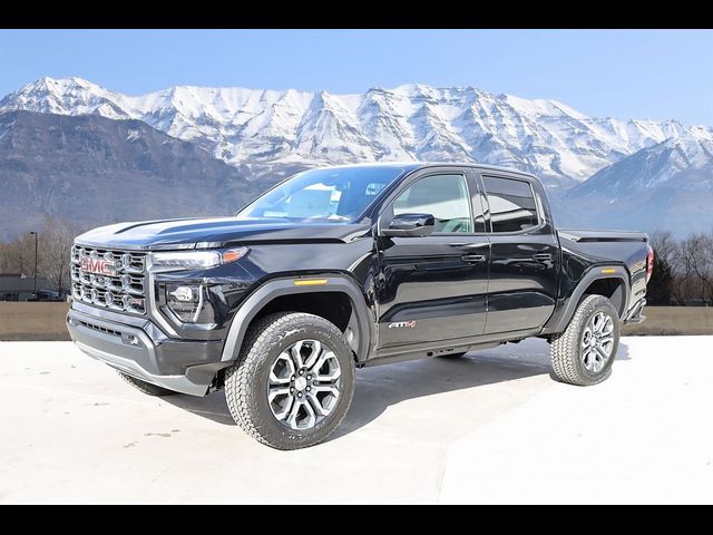 2024 GMC Canyon 4WD AT4