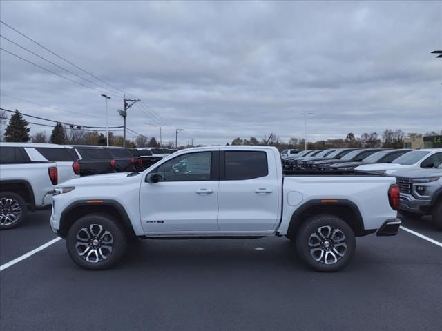 2024 GMC Canyon 4WD AT4