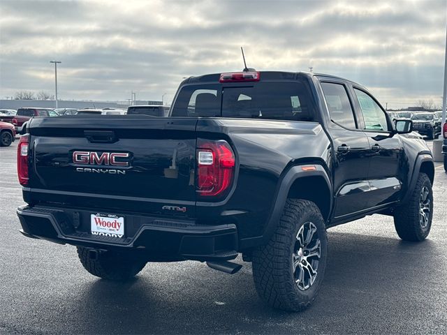 2024 GMC Canyon 4WD AT4