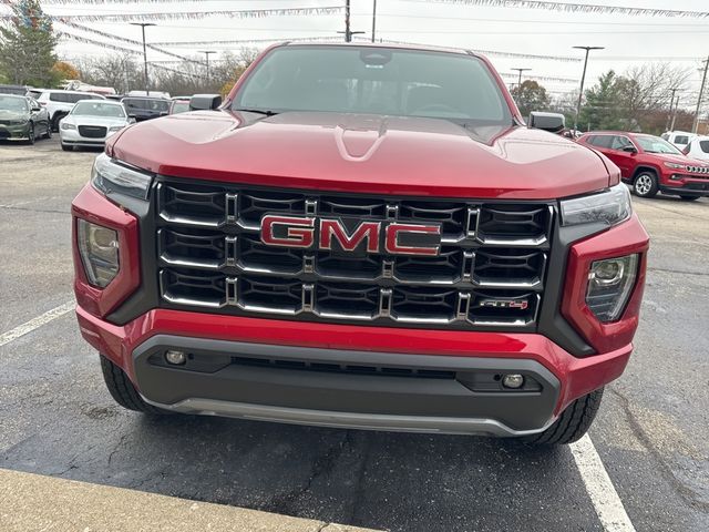 2024 GMC Canyon 4WD AT4