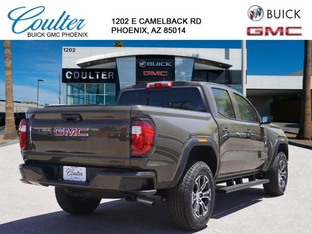 2024 GMC Canyon 4WD AT4