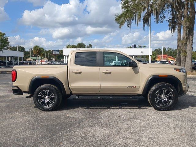 2024 GMC Canyon 4WD AT4