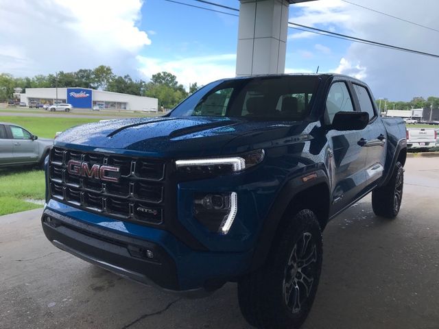 2024 GMC Canyon 4WD AT4