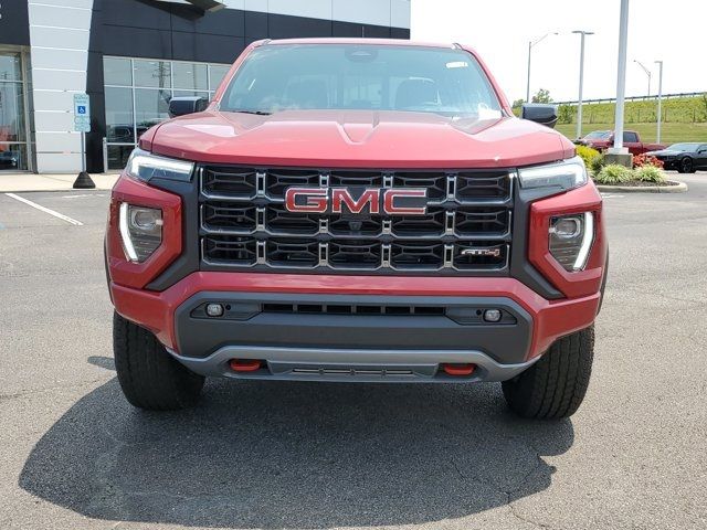 2024 GMC Canyon 4WD AT4