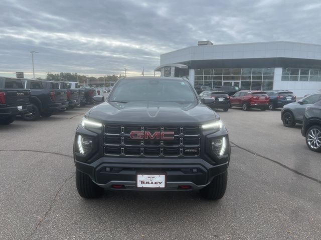 2024 GMC Canyon 4WD AT4