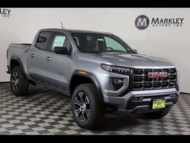 2024 GMC Canyon 4WD AT4